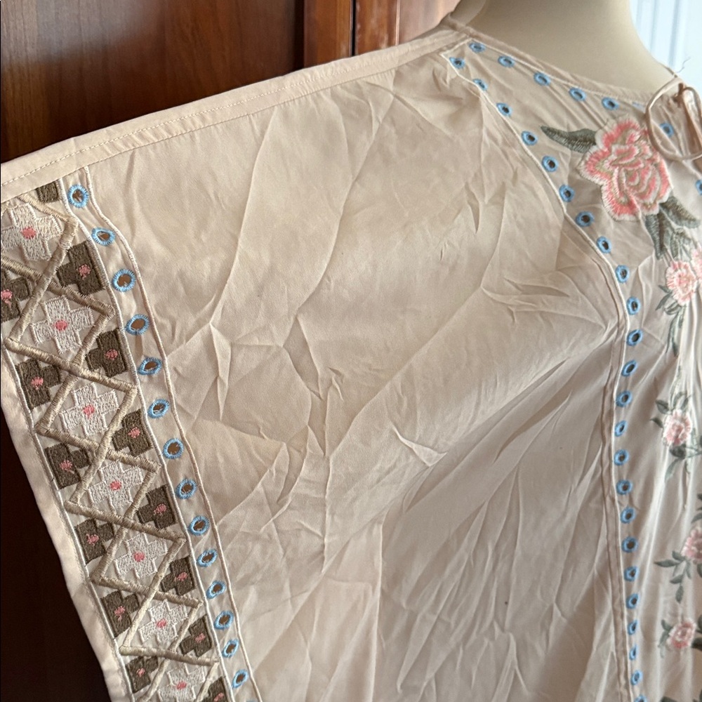 Chico’s Rose Embroidered Poncho - Picture 5 of 7